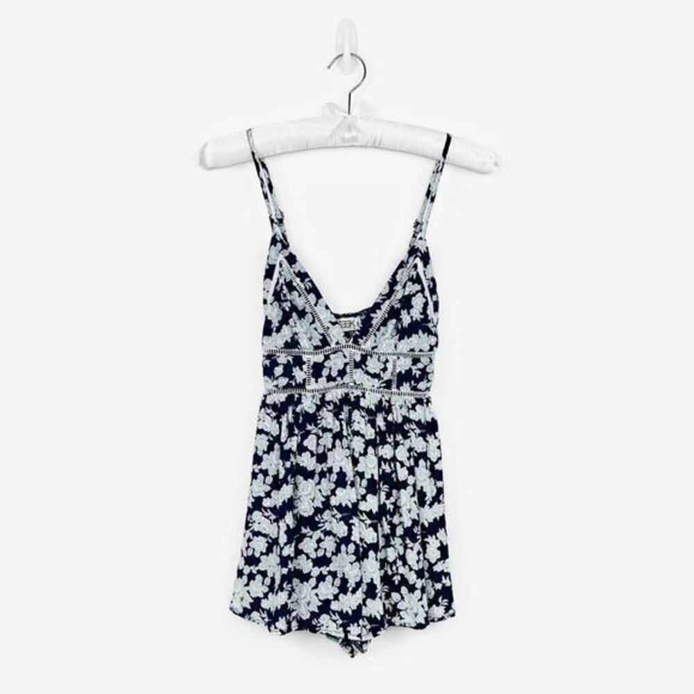 Seek The Label Floral Romper Size S Blue Floral Rayon Boho Beach Festival Summer